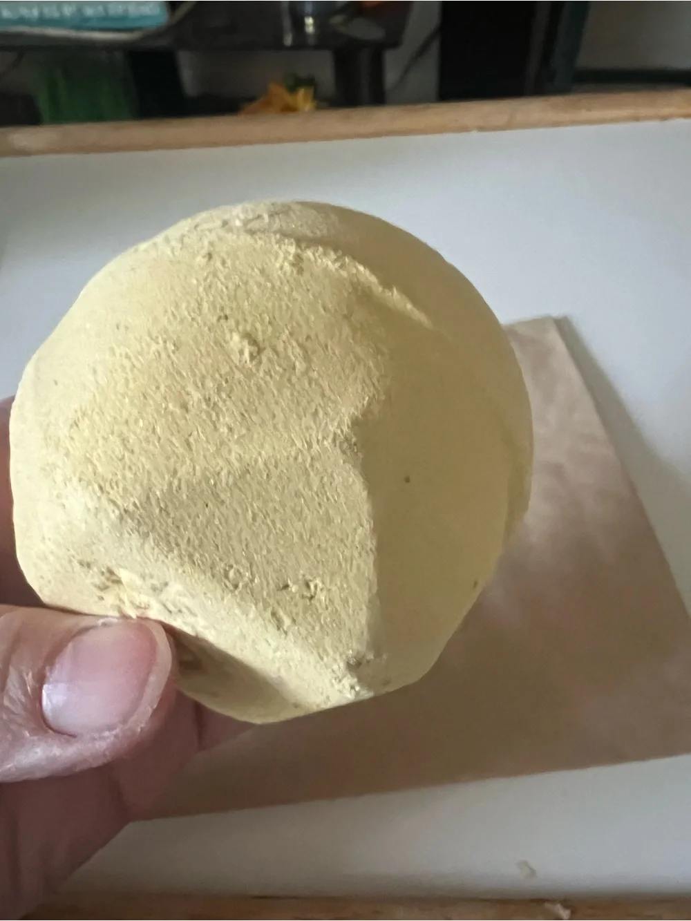 LUSH GOLDEN SLUMBERS BATH BOMB NEW KITCHEN EXCLUSIVE JANUARY